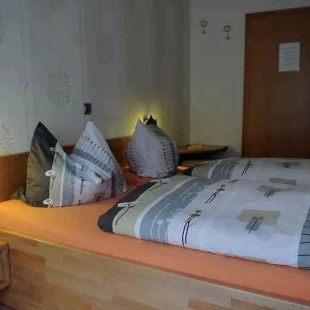 בית הארחה Gaestehaus Petra Ürzig
